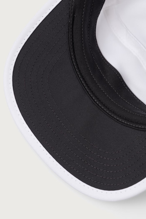 Кепка жіноча Nike Fly колір білий фото 4