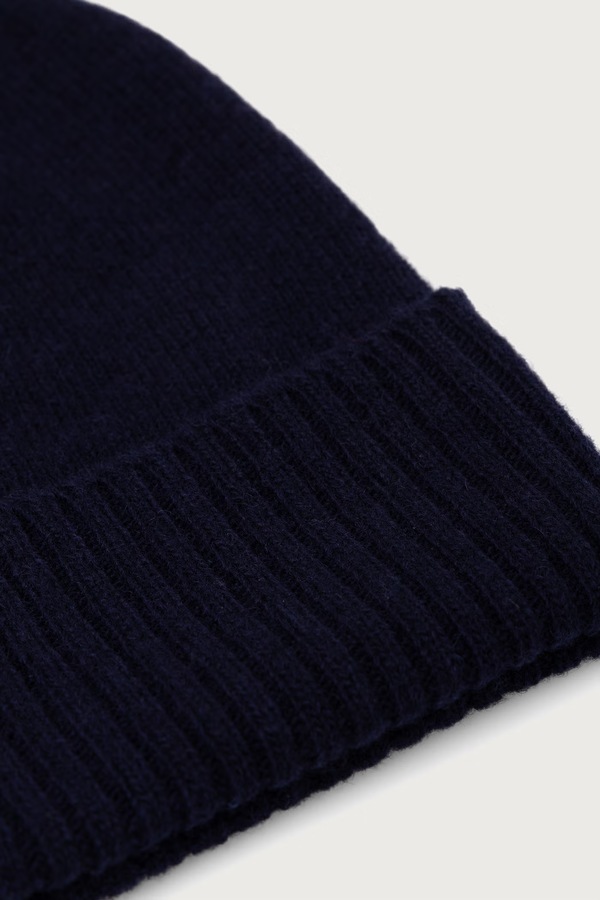 Шапка beanie жіноча вовняна United Colors of Benetton колір темно-синій фото 3