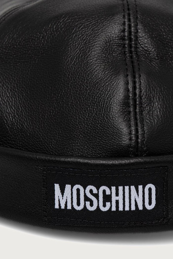 Шапка мужская кожаная Moschino цвет черный