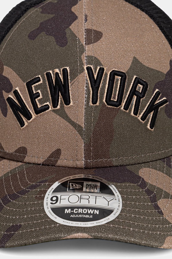 Кепка-тракер New Era WORDMARK CAMO 940 MC NYY колір зелений