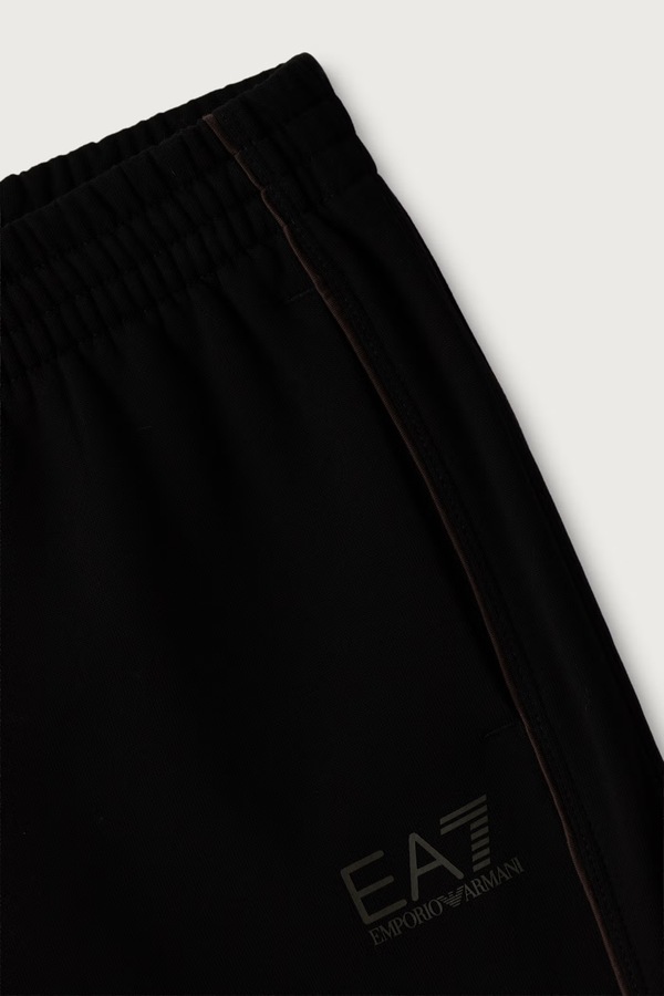 Спортивні штани дитячі з бавовною EA7 Emporio Armani колір чорний фото 3