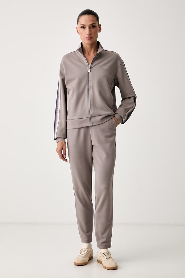 Спортивный костюм женский EA7 Emporio Armani цвет коричневый