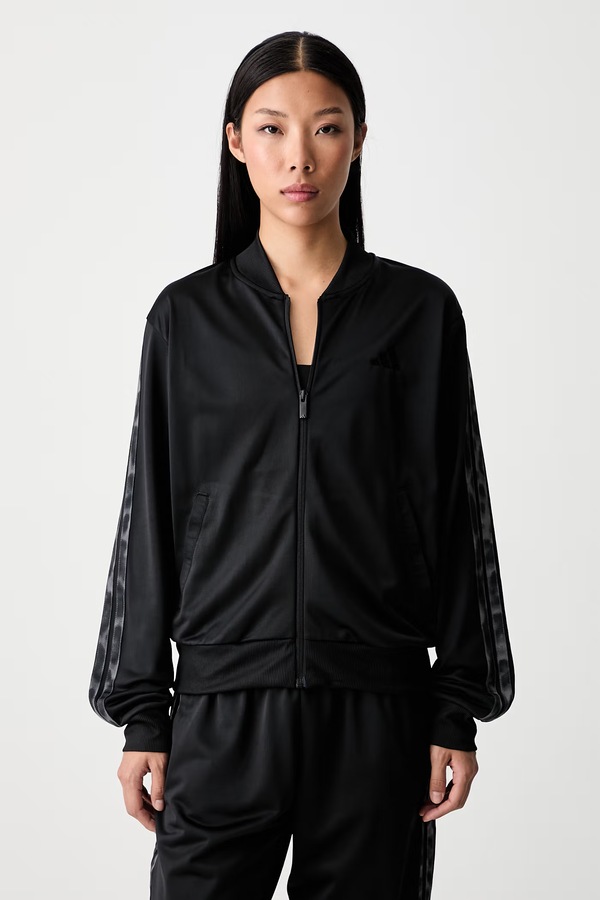 Трикотажний комплект жіночий adidas Essentials колір чорний