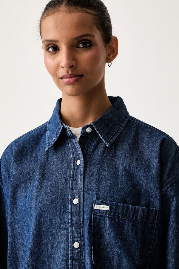 Сорочка жіноча бавовняна Guess Jeans колір блакитний фото 4