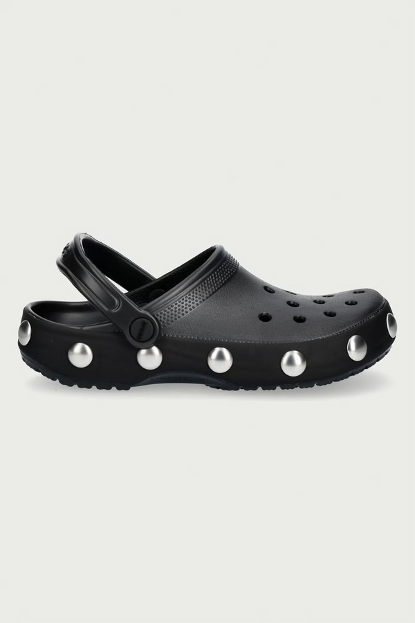 Шльопанці жіночі Crocs Classic Big Studded Clog колір чорний