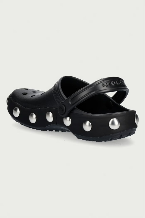 Шльопанці жіночі Crocs Classic Big Studded Clog колір чорний фото 2