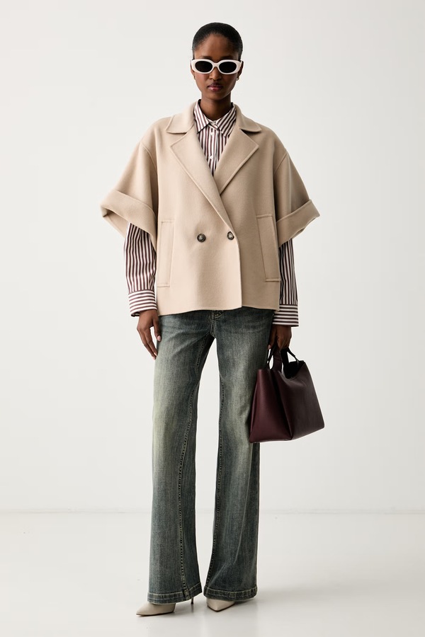 Короткий плащ жіночий вовняний Weekend Max Mara WKDNEO колір бежевий