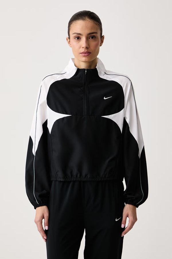 Жіноче Nike Tempo Swoosh Dri-FIT колір чорний