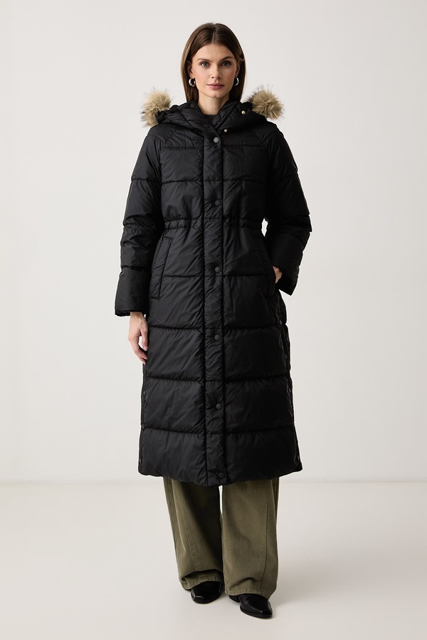 Пухова куртка жіноча Weekend Max Mara WKDNOVAK колір чорний