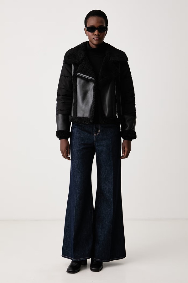 Шкіряна куртка жіноча DKNY колір чорний фото 2
