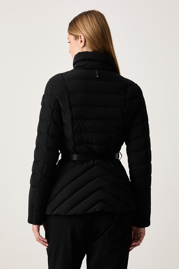 Стьобана куртка жіноча Mackage колір чорний фото 2