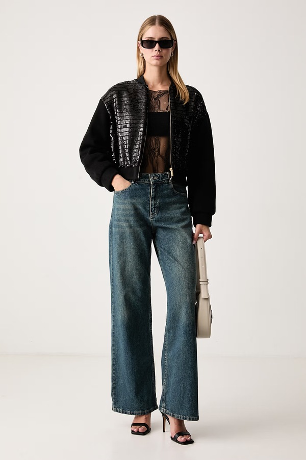 Куртка-бомбер жіноча Armani Exchange колір чорний фото 2
