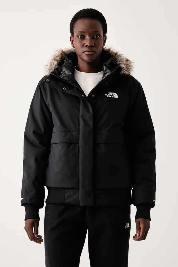 Пухова куртка жіноча The North Face Arctic колір чорний