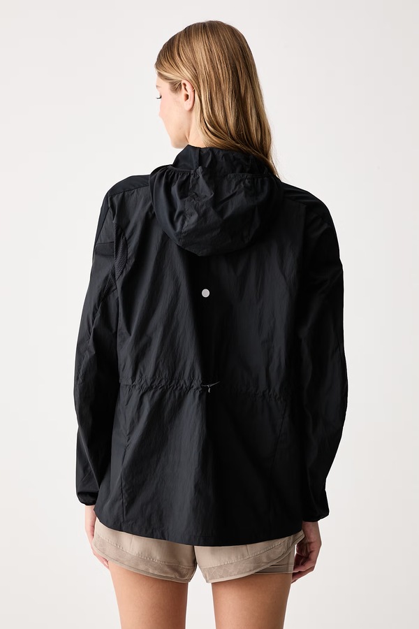 Спортивная куртка женская Asics ROAD PACKABLE JACKET цвет черный фото 2