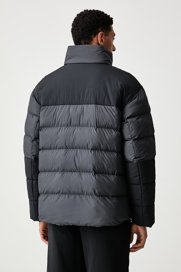 Стьобана куртка чоловіча Jack Wolfskin ICY HOLLOW колір сірий фото 3