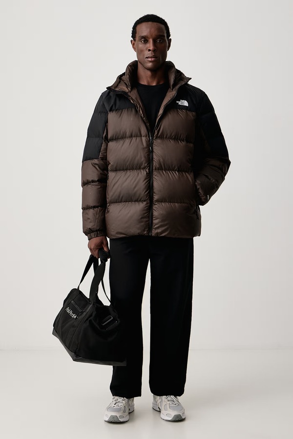 Пухова куртка чоловіча The North Face Diablo Down 2.0 колір коричневий фото 2