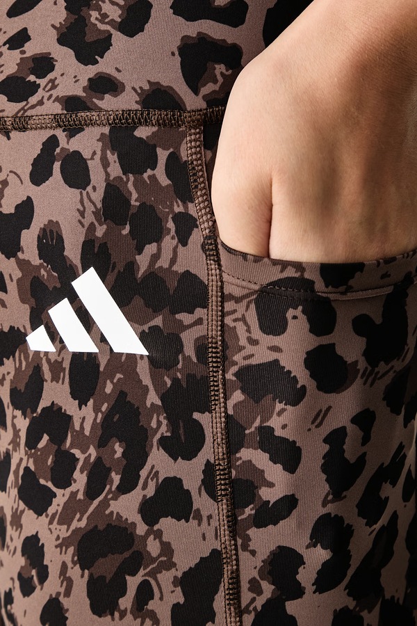 Спортивні легінси жіночі adidas Performance Optime Essentials колір коричневий фото 4