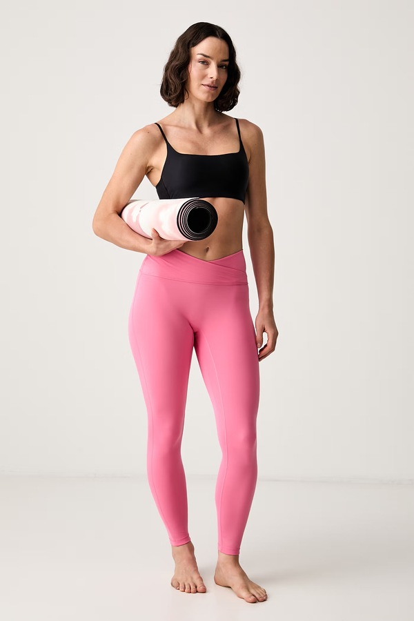 Легінси для йоги жіночі adidas Performance Three Stripes Studio колір рожевий