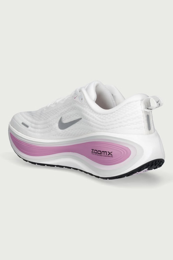 Взуття для бігу жіноче Nike Vomero Plus колір білий фото 3