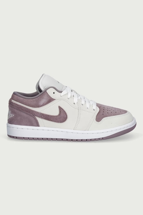 Air Jordan 1 Low кросівки жіночі колір фіолетовий фото 2