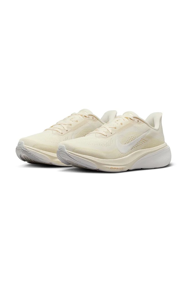 Взуття для бігу жіноче Nike Pegasus 42 колір бежевий