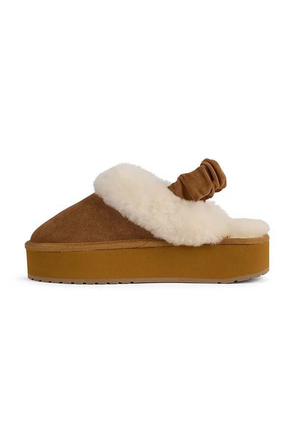 Капці жіночі замшеві Emu Australia Hartz Clog колір коричневий фото 4