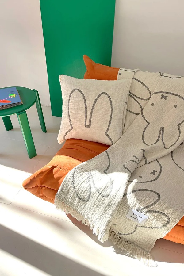 Наволочка на подушку декоративна бавовняна Maison Deux Miffy 50 x 50 cm фото 3
