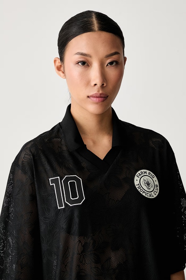 Футболка жіноча мереживна adidas x Farm Rio колір чорний фото 4