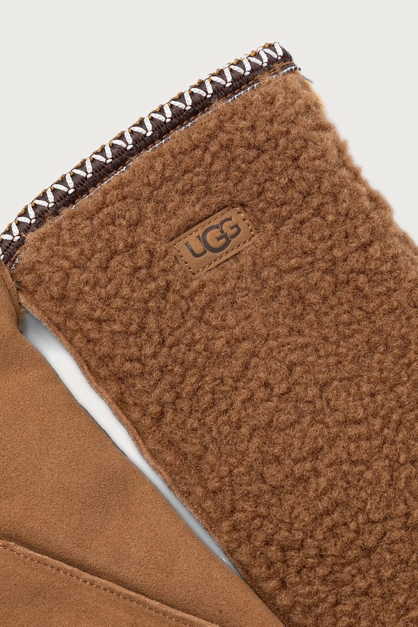 Мітенки жіночі UGG колір коричневий фото 2