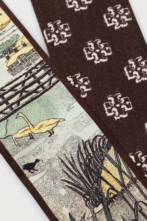 Хустка на шию жіноча шовкова Tory Burch Forest Ribbon колір барвистий фото 2