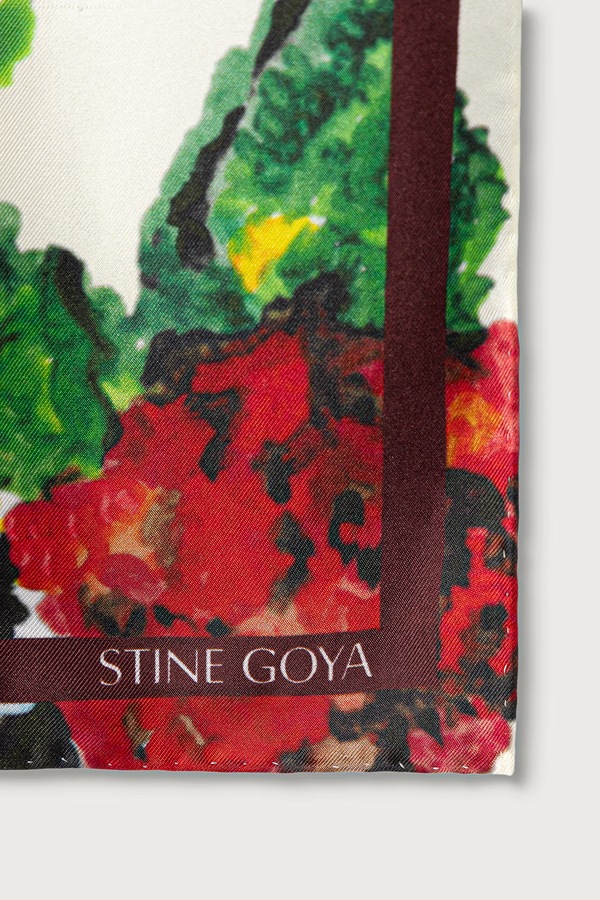 Хустка на шию жіноча шовкова Stine Goya колір барвистий