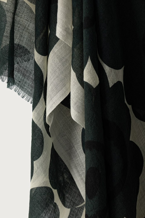 Шаль жіноча вовняна Marimekko колір зелений фото 2