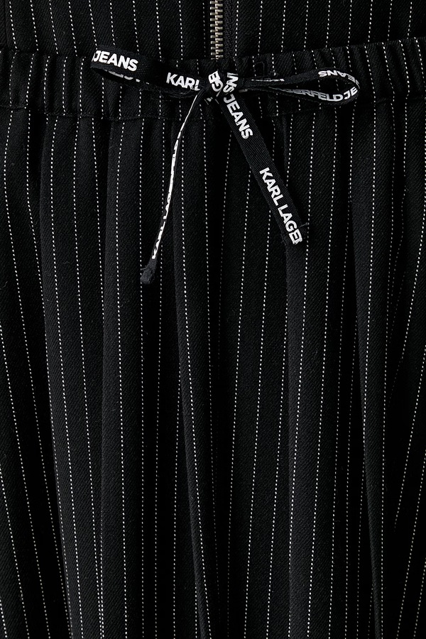 Плісирована спідниця з віскозою Karl Lagerfeld Jeans колір чорний фото 4