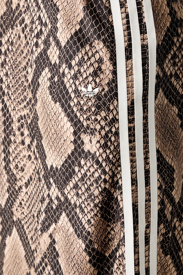 Спідниця adidas Originals Satin Snake колір бежевий фото 4