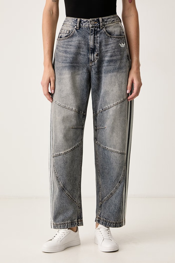Джинси relaxed fit жіночі adidas Originals Denim Barrel колір блакитний