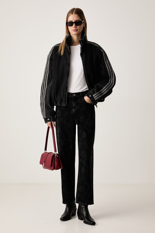 Джинсы relaxed fit женские Marimekko цвет черный
