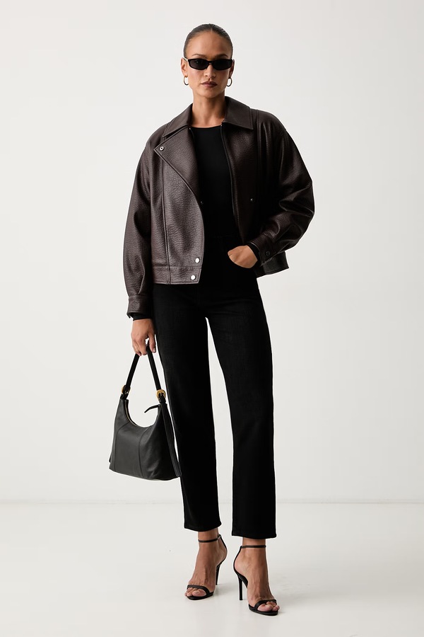 Джинси tapered жіночі Guess NEW MOM колір чорний