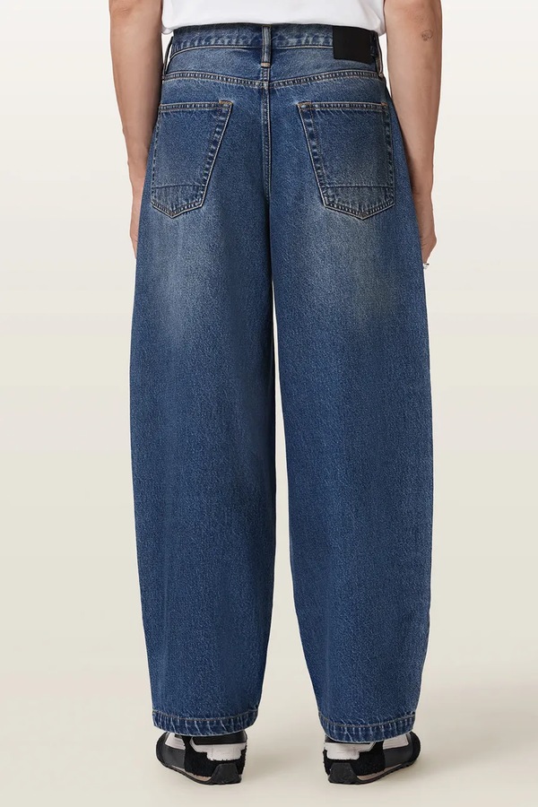 Джинси barrel чоловічі AllSaints SLOUCH колір блакитний фото 2
