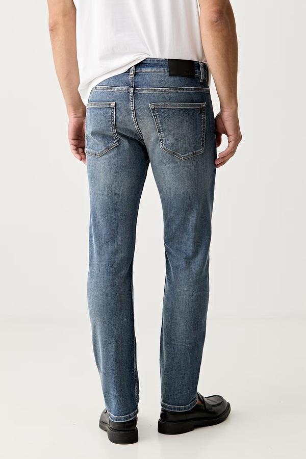 Джинсы slim fit мужские BOSS Orange DELAWARE цвет голубой фото 2
