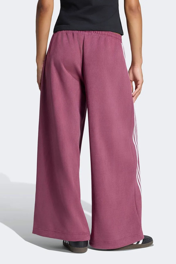 Спортивні штани жіночі adidas Originals Adilenium Season 6 Faux Suede колір бордовий фото 2