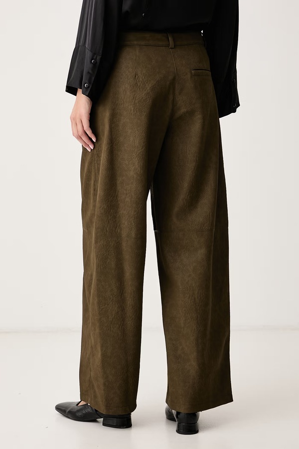Штани wide leg жіночі з імітації шкіри Pinko колір зелений фото 3