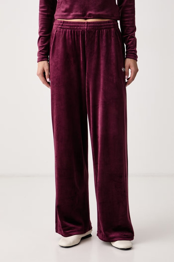 Спортивні штани жіночі велюрові adidas Originals Essentials Velour колір бордовий