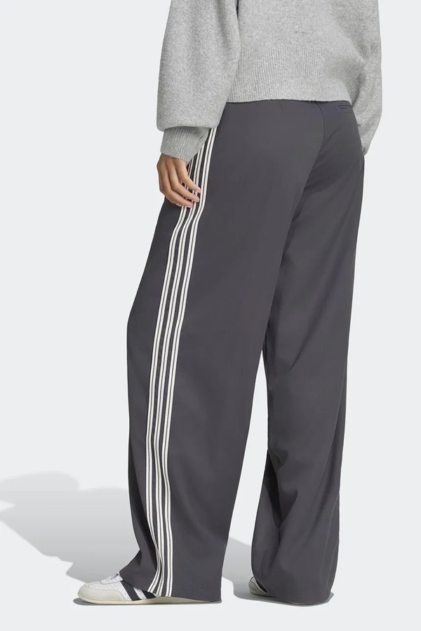 Спортивні штани жіночі adidas Originals Firebird колір чорний фото 2