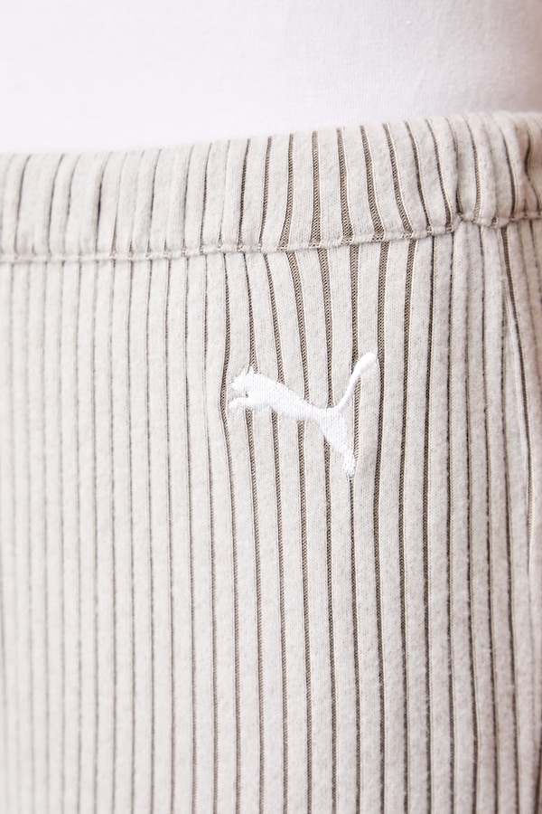 Спортивні штани жіночі з віскозою Puma Essentials Ribbed колір бежевий фото 4