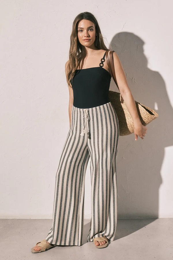 Штани loungwear жіночі з віскозою women'secret колір бежевий фото 4