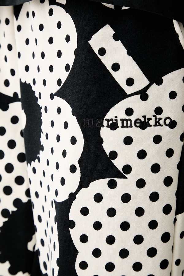 Спортивні штани жіночі бавовняні Marimekko колір чорний фото 4
