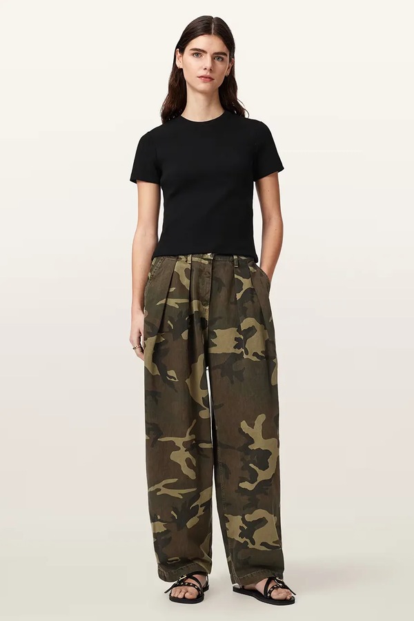 Штани baggy жіночі бавовняні AllSaints BECCA колір зелений фото 4