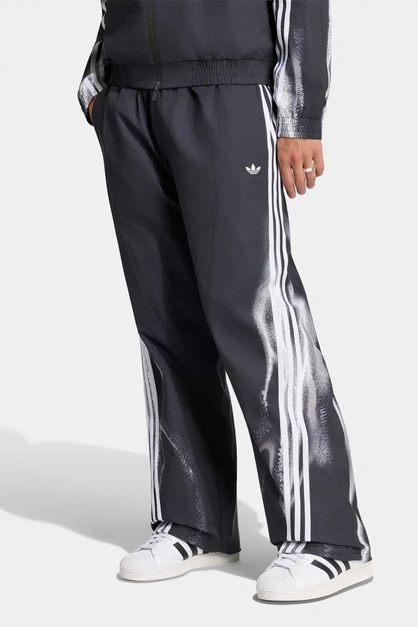 Спортивні штани чоловічі adidas Originals Adilenium 6 колір чорний