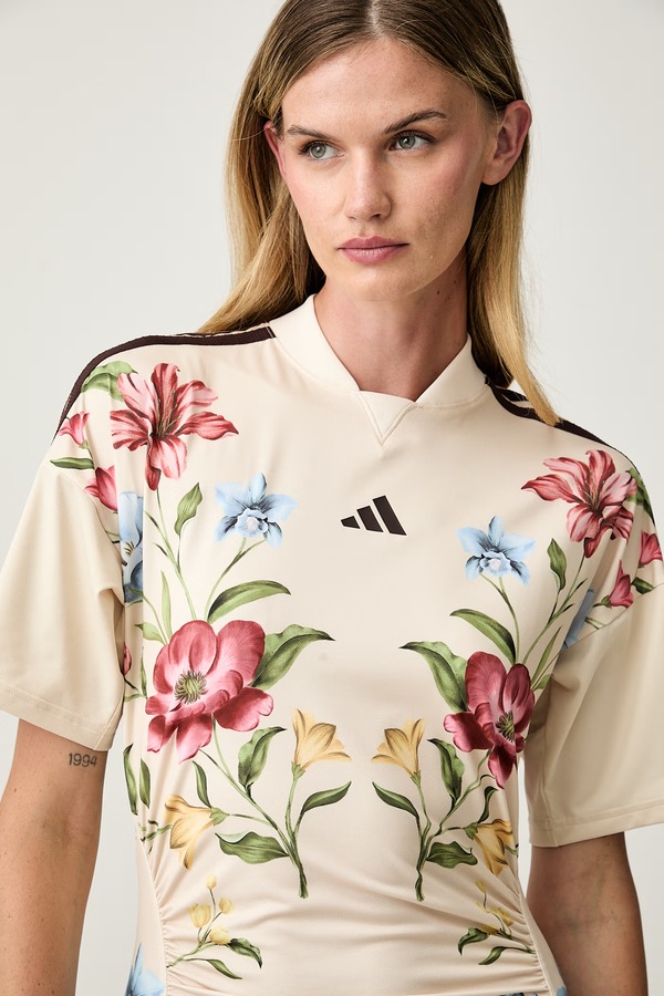 Сукня adidas x Farm Rio колір бежевий фото 4
