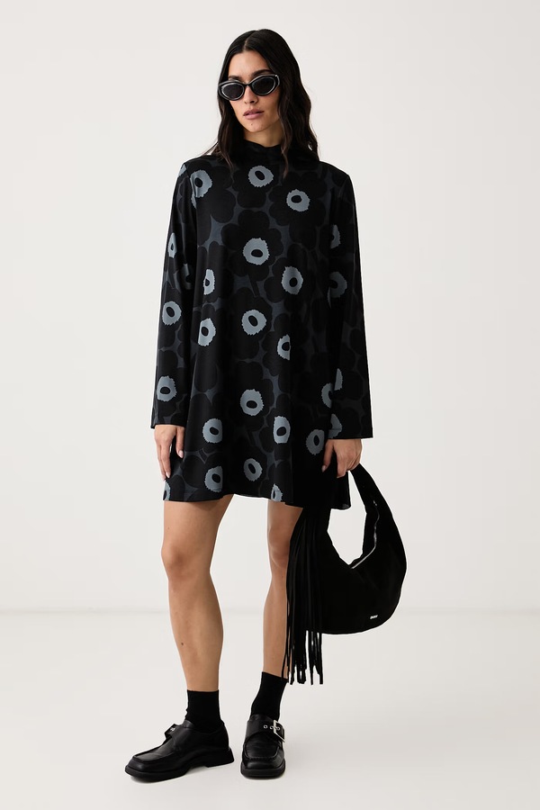 Сукня з віскозою Marimekko колір чорний фото 2